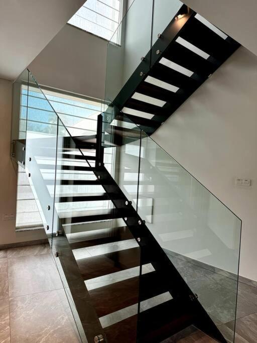 Villa Signature By Mv *